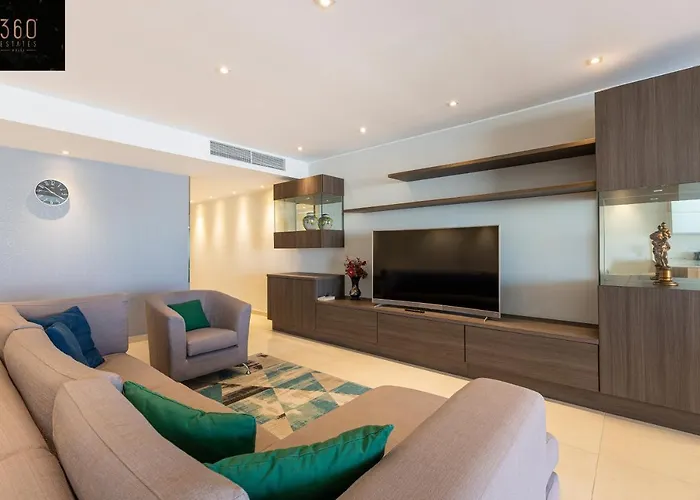 Seafront, Designer Apt With Private Terrace & Wifi By 360 Estates