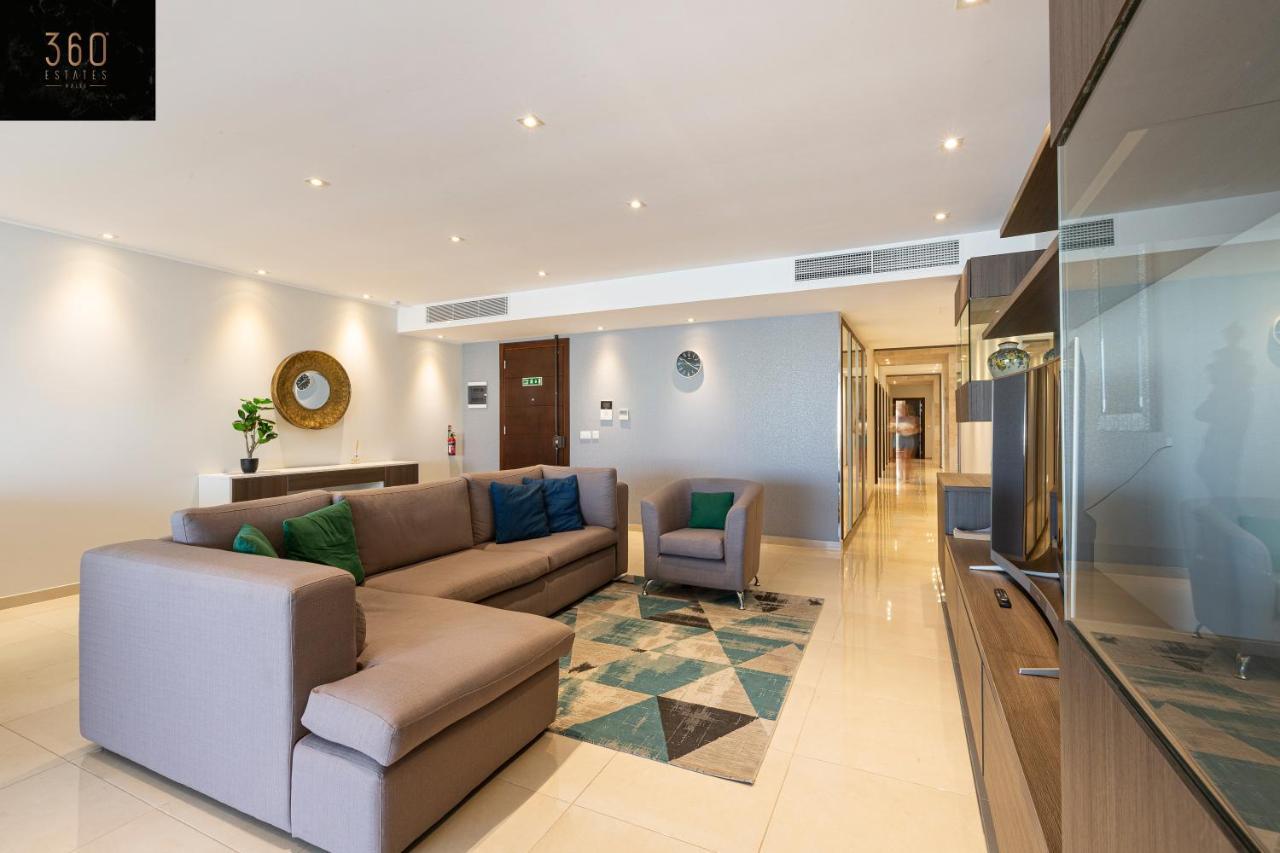 Seafront, Designer With Private Terrace & Wifi By 360 Estates Pietà